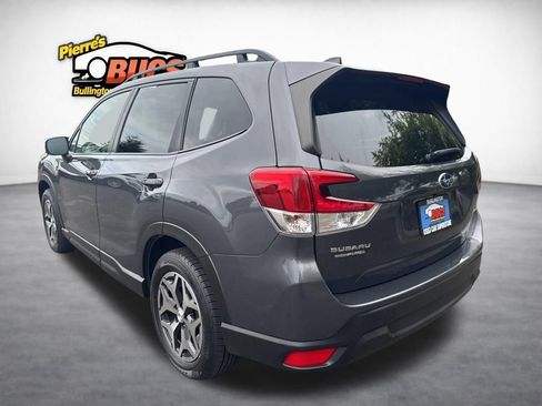 Used 2023 Subaru Forester Premium AWD/4WD image 3