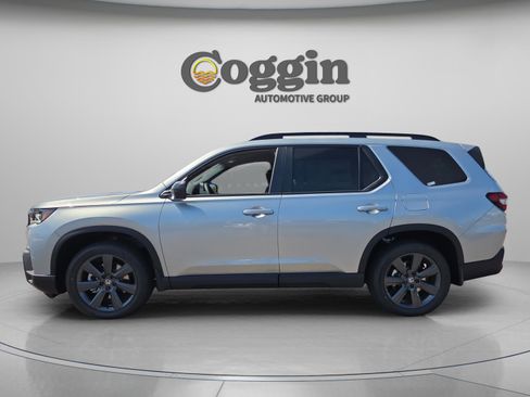 New 2026 Honda Pilot Sport image 2