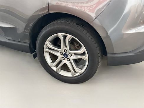 Used 2017 Ford Edge Titanium w/ Technology Package image 31