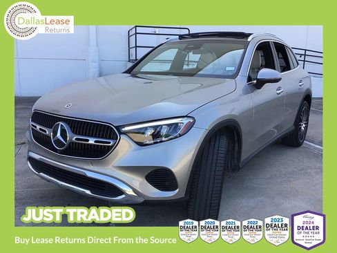 Used 2023 Mercedes-Benz GLC 300 4MATIC image 1