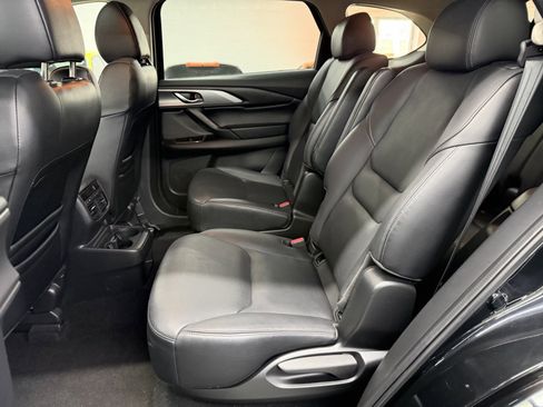Used 2023 MAZDA CX-9 Touring image 22