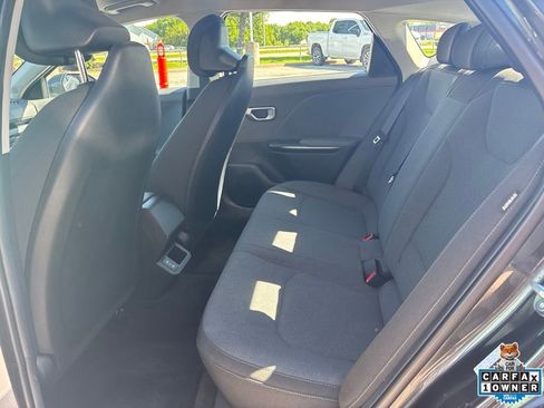Used 2025 Kia K4 FWD image 35