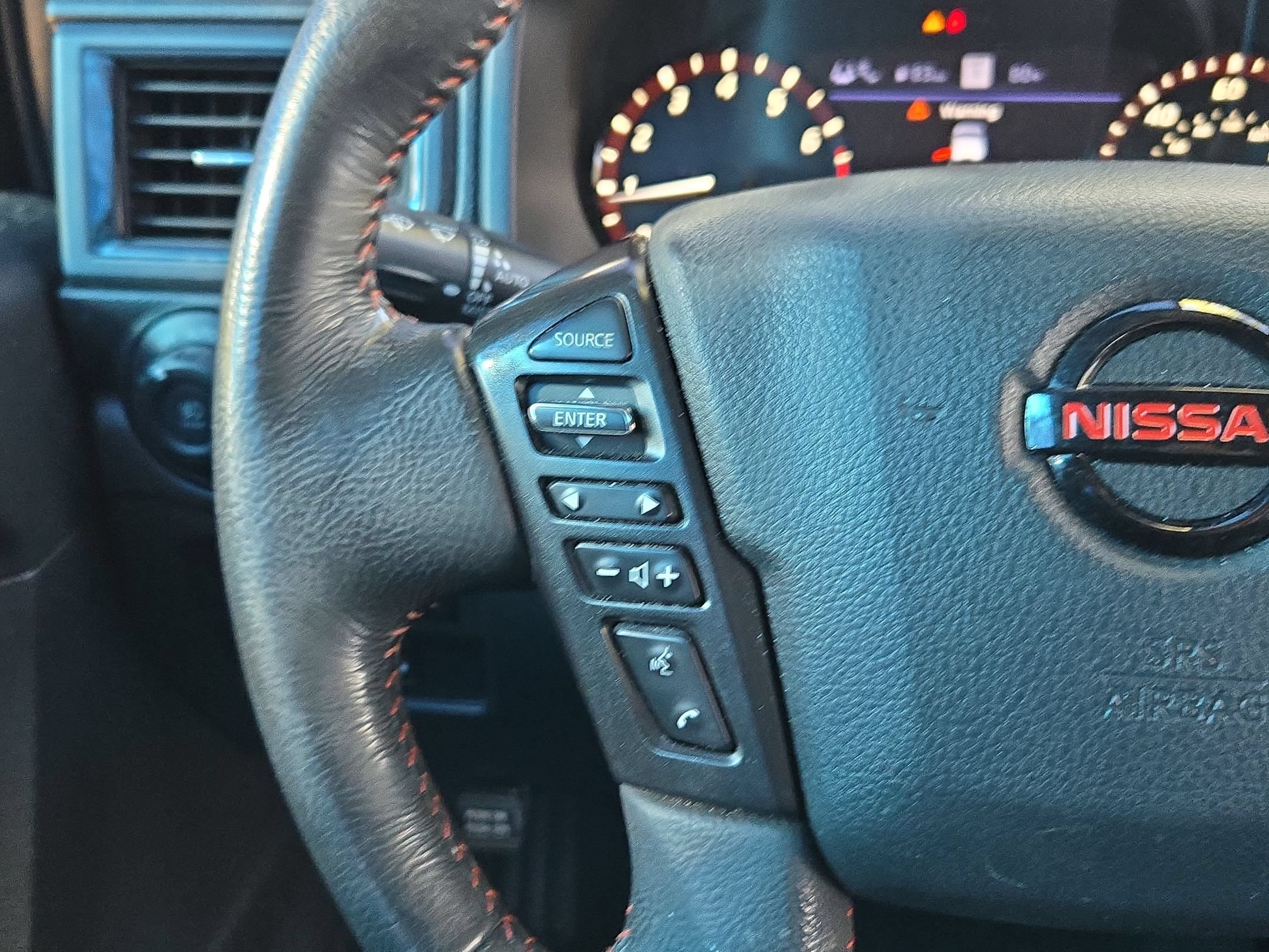 Used 2021 Nissan Titan PRO-4X w/ Off Road Protection Package AWD/4WD image 21