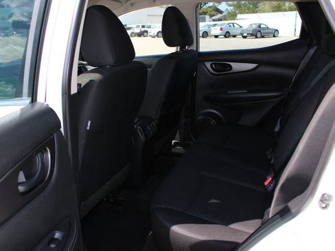 Used 2019 Nissan Rogue Sport S w/ Appearance Package image 10