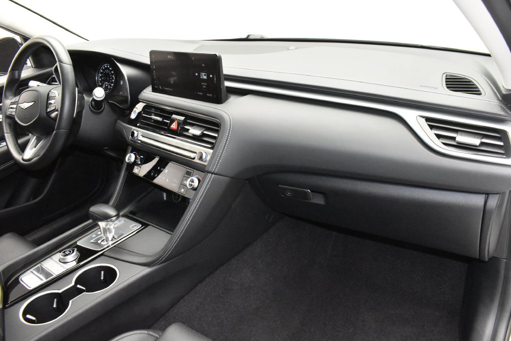 Used 2025 Genesis G70 2.5T AWD/4WD image 29