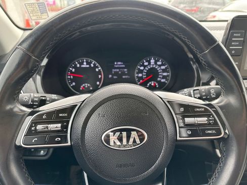 Used 2021 Kia Seltos EX image 29