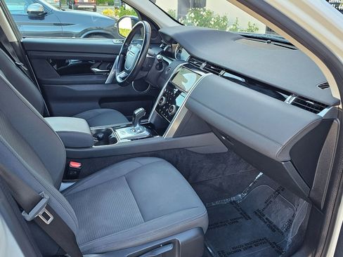 Used 2020 Land Rover Discovery Sport image 30