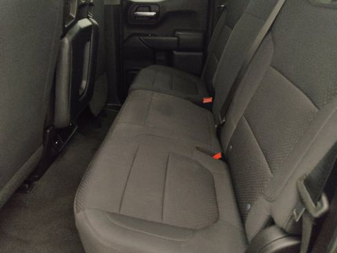 Used 2021 Chevrolet Silverado 1500 Custom RWD image 18