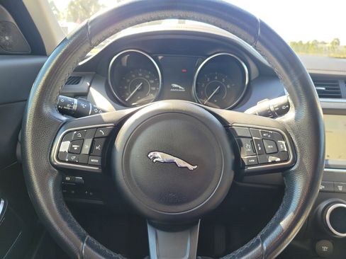 Used 2020 Jaguar E-PACE image 16