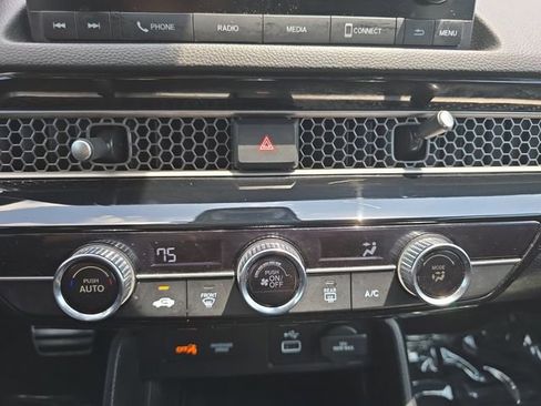 Used 2024 Honda Civic Sport image 4
