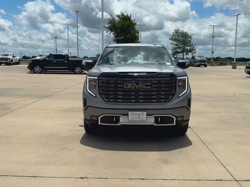 New 2026 GMC Sierra 1500 Denali Ultimate AWD/4WD image 3