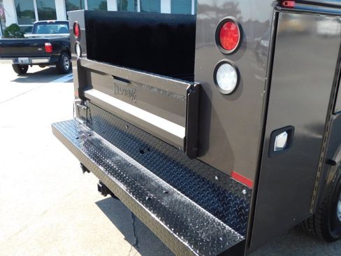 Used 2016 Ford F350 XL image 4