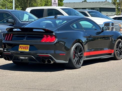 Used 2021 Ford Mustang Shelby GT500 w/ Technology Package RWD image 4