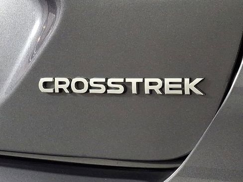 Used 2024 Subaru Crosstrek 2.5i Limited w/ Crosstrek Mirror Package image 31