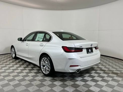 Used 2025 BMW 330i xDrive 330i xDrive w/ Convenience Package image 5