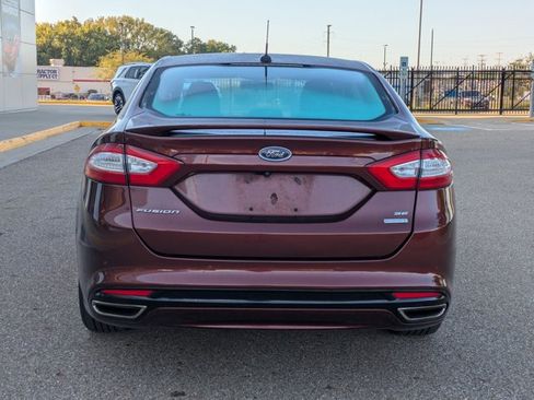 Used 2016 Ford Fusion SE FWD image 6