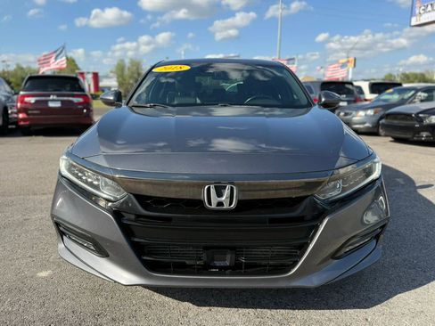 Used 2018 Honda Accord Sport image 9