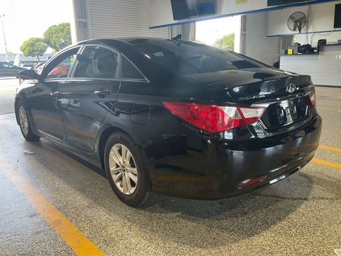 Used 2011 Hyundai Sonata GLS w/ Popular Equipment Pkg 2 FWD image 5