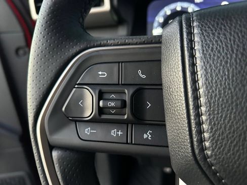 Used 2026 Toyota 4Runner Platinum AWD/4WD image 17