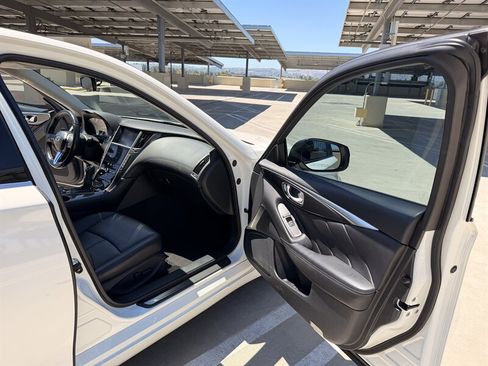 Used 2018 INFINITI Q50 Pure RWD image 18