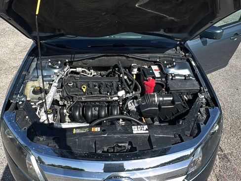 Used 2011 Ford Fusion SE FWD image 22