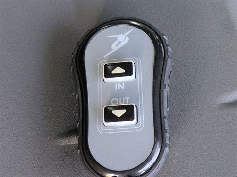 Used 2021 Chrysler Pacifica Touring w/ S Appearance Package image 34