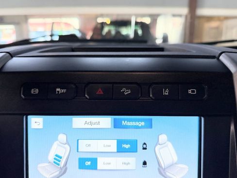 Used 2017 Ford F450 Platinum w/ Platinum Ultimate Package image 27