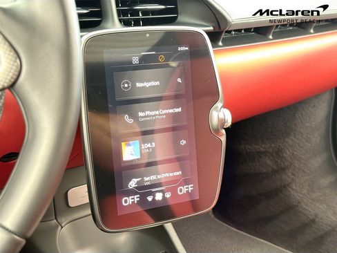 Used 2023 McLaren Artura RWD image 13