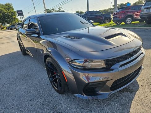 Used 2021 Dodge Charger SRT Hellcat w/ Harman/Kardon Audio Group RWD image 7