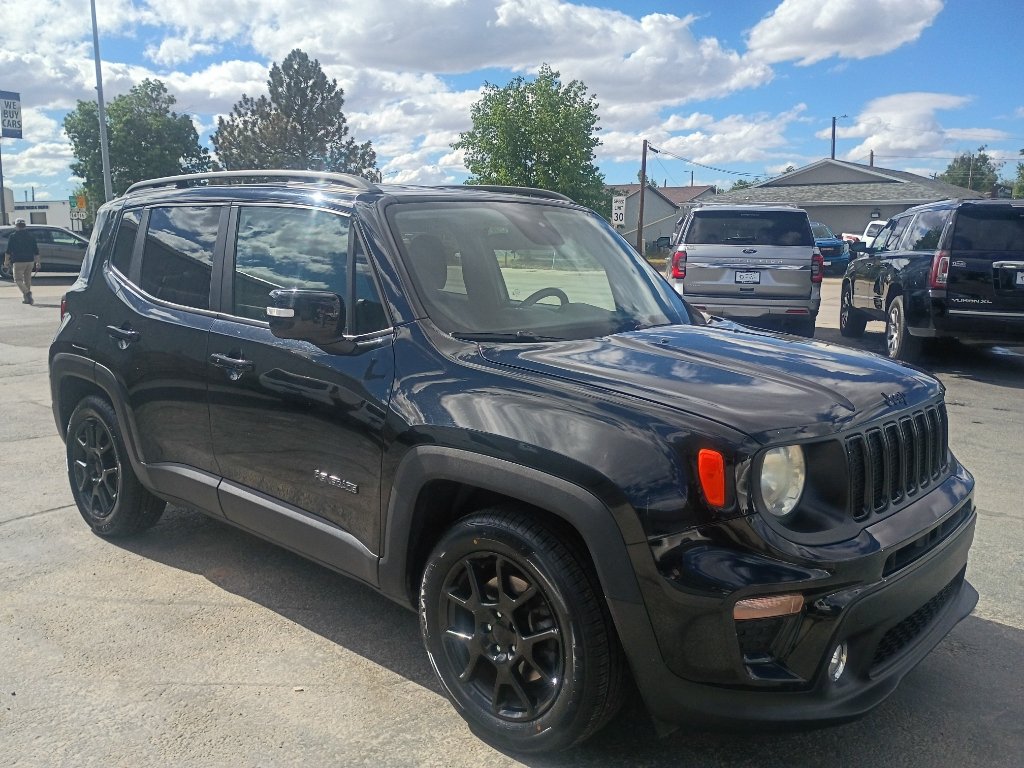 Used 2020 Jeep Renegade Altitude FWD image 4