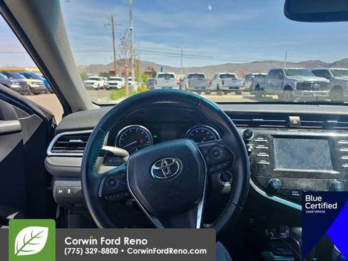 Used 2018 Toyota Camry SE w/ Convenience Package image 11