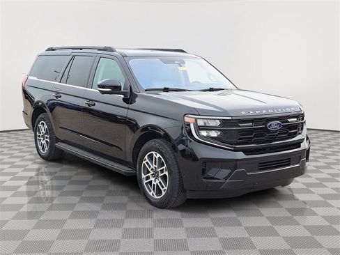 Certified 2025 Ford Expedition Max Active image 7