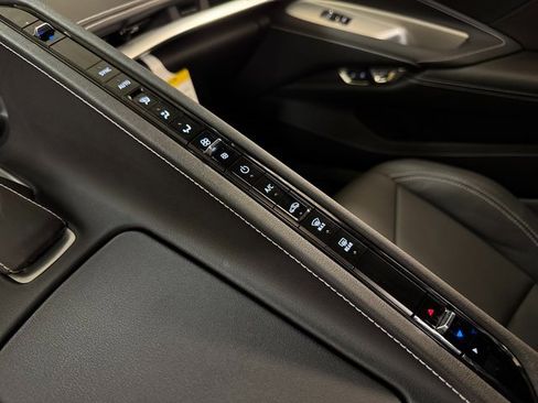 Used 2023 Chevrolet Corvette Stingray Coupe w/ 1LT image 18