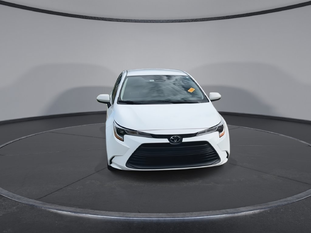 Used 2024 Toyota Corolla LE FWD image 3