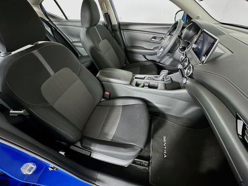 Used 2025 Nissan Sentra SV image 28