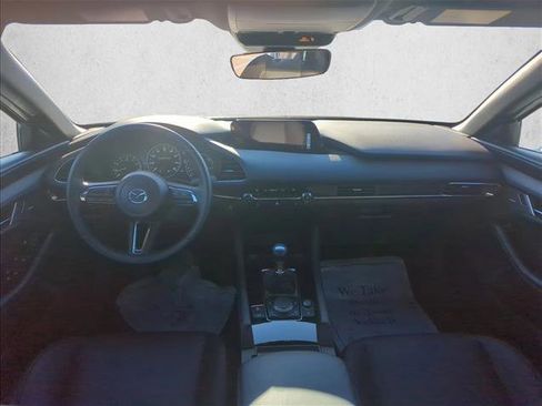 Used 2025 MAZDA MAZDA3 2.5 S Hatchback w/ Premium Pkg image 18