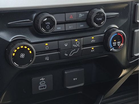 New 2025 Ford F350 XL w/ XL Chrome Package image 11