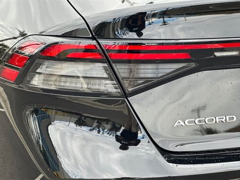 New 2025 Honda Accord SE image 29
