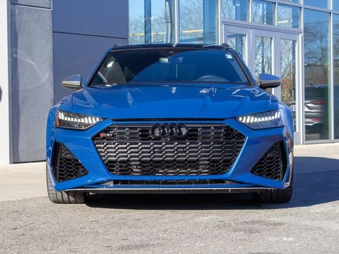 Used 2024 Audi RS 6 performance w/ Black Optic Package image 2