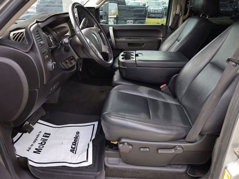 Used 2011 Chevrolet Silverado 1500 LT w/ All-Star Edition AWD/4WD image 11