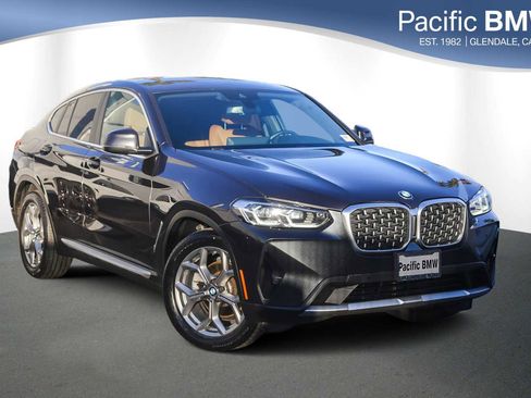 Used 2023 BMW X4 xDrive30i w/ Convenience Package image 1