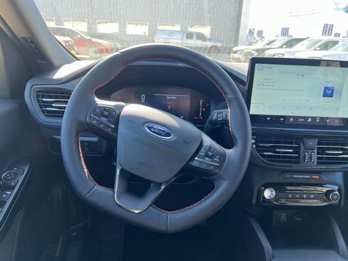 New 2026 Ford Escape ST-Line w/ Tech Pack #1 FWD image 24