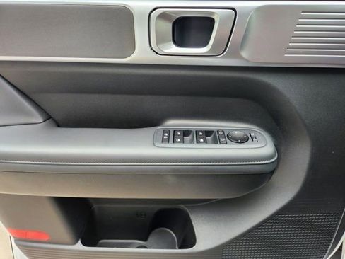 Used 2025 Hyundai Santa Fe SEL image 26