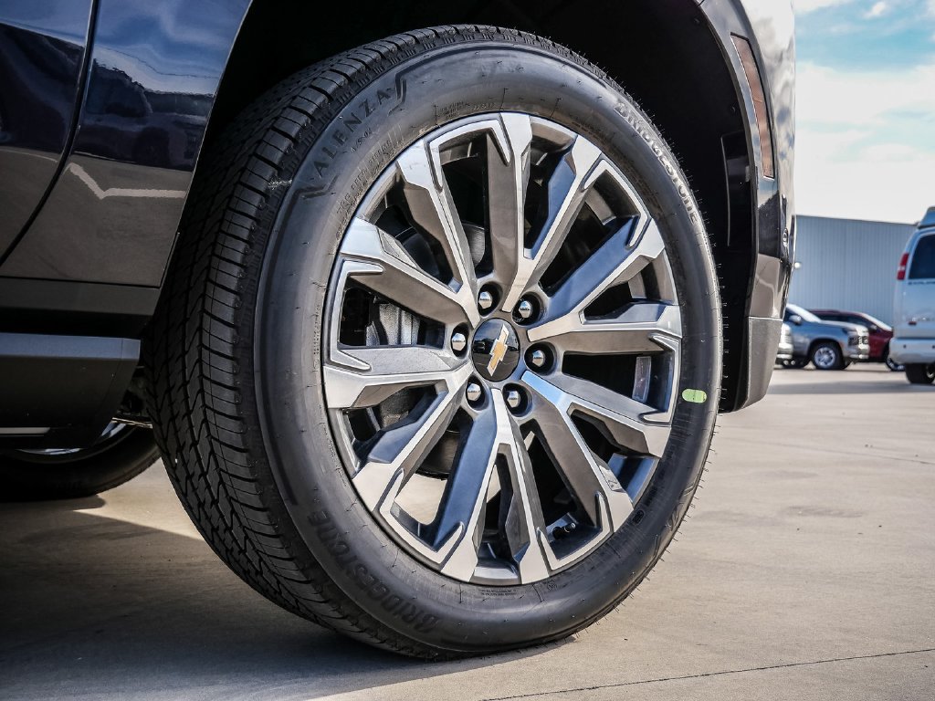 New 2027 Chevrolet Tahoe High Country AWD/4WD image 9