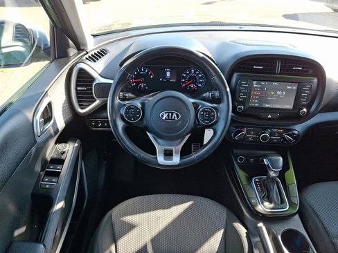 Certified 2020 Kia Soul X-Line image 11