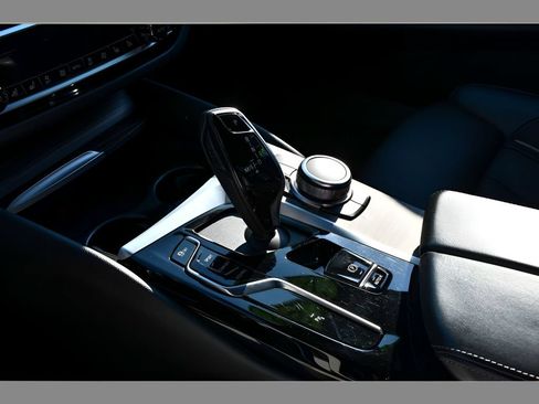 Used 2022 BMW 540i xDrive w/ Executive Package AWD/4WD image 36