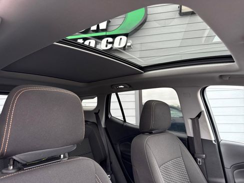 Used 2019 GMC Terrain SLE w/ Driver Convenience Package image 10