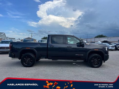 New 2026 GMC Sierra 2500 AT4 w/ AT4 Premium Plus Package AWD/4WD image 8