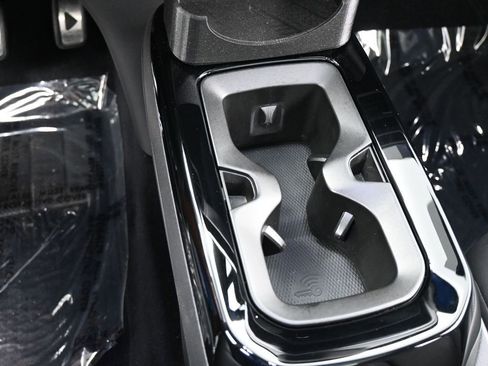 Used 2021 Volkswagen ID.4 1st Edition image 24