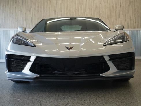 Used 2024 Chevrolet Corvette Stingray Preferred Cpe w/ Z51 Performance Package RWD image 4